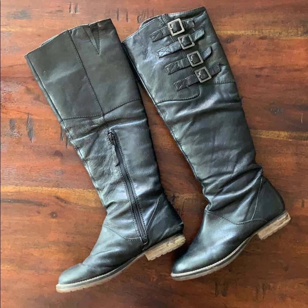 Steve Madden Black Boots